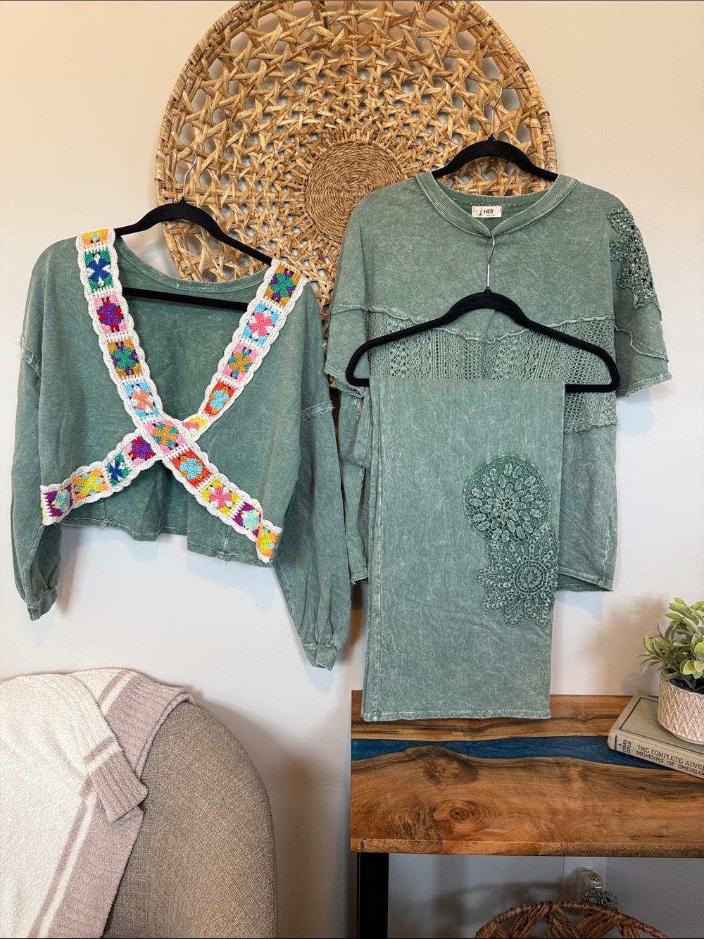 J Her Crochet-Back Green Women’s Top Long Sleeve sweatshirt and j Her green Set
